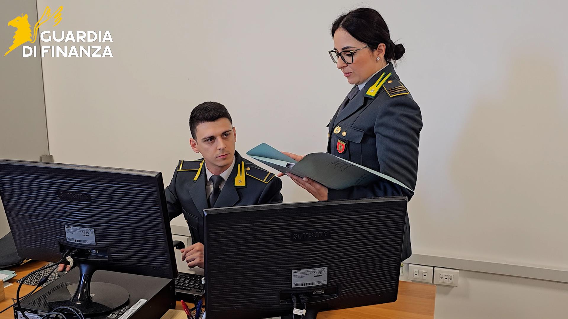 VIDEO | Aci Castello, spostavano illecitamente fondi in società gemella: sequestro da 10 milioni di euro