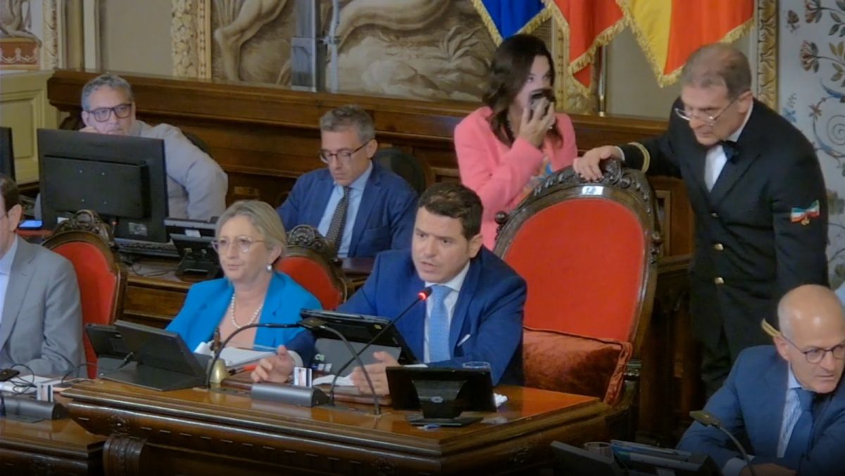 Il M5s scrive a Galvagno: “Rendere più trasparente attività Ars”