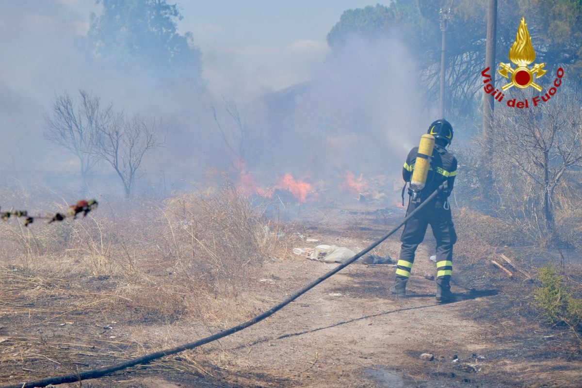 Incendi, l’allarme Legambiente: “Nel 2025 in Sicilia a fuoco il 53% del totale nazionale”