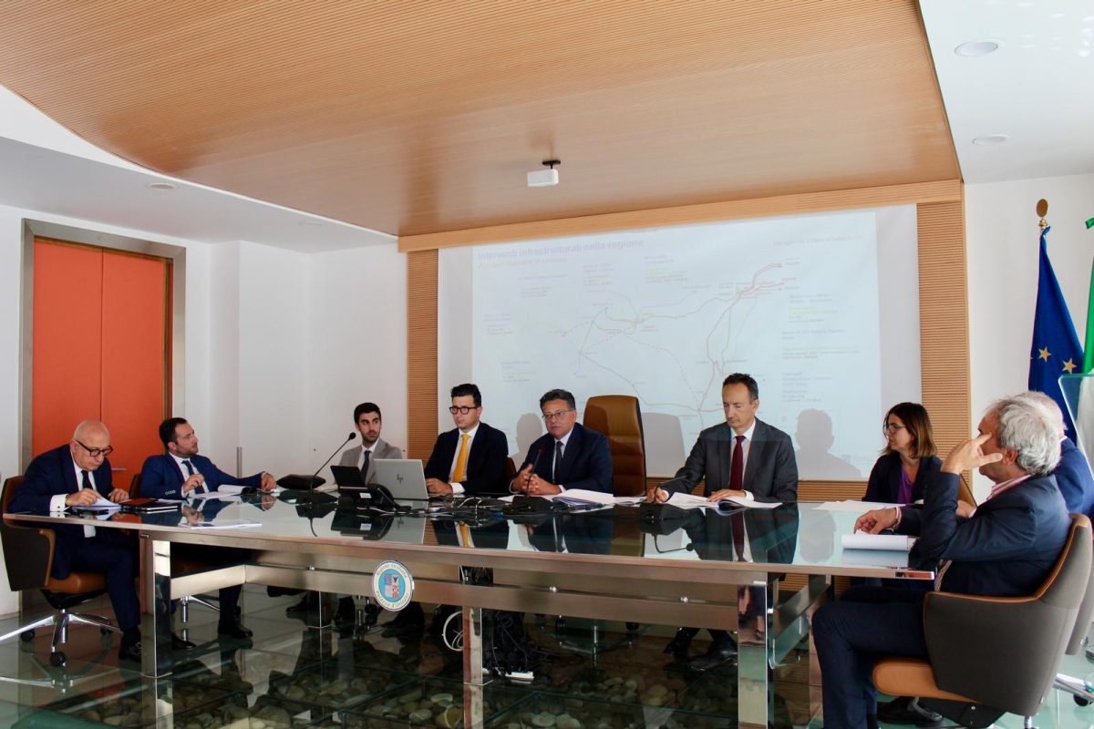 Il patto tra Terna e la Regione, in Sicilia investimenti da 3,5 miliardi di euro: i progetti nell’Isola