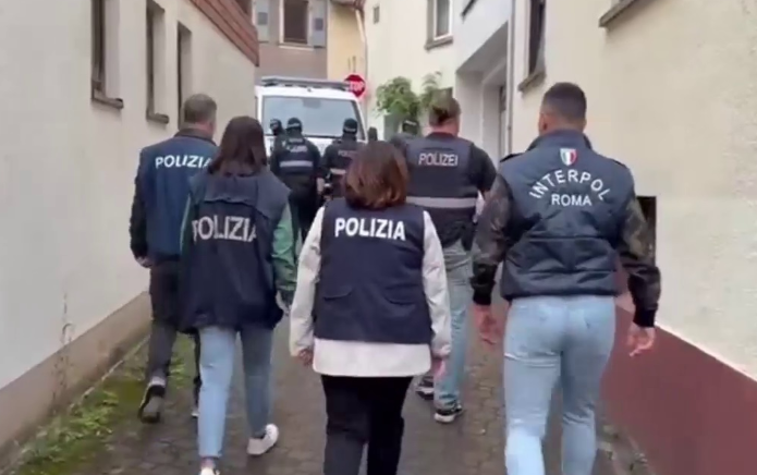 VIDEO | Accusato di omicidio e torture ai migranti: la DDA di Palermo arresta in Germania un 29enne