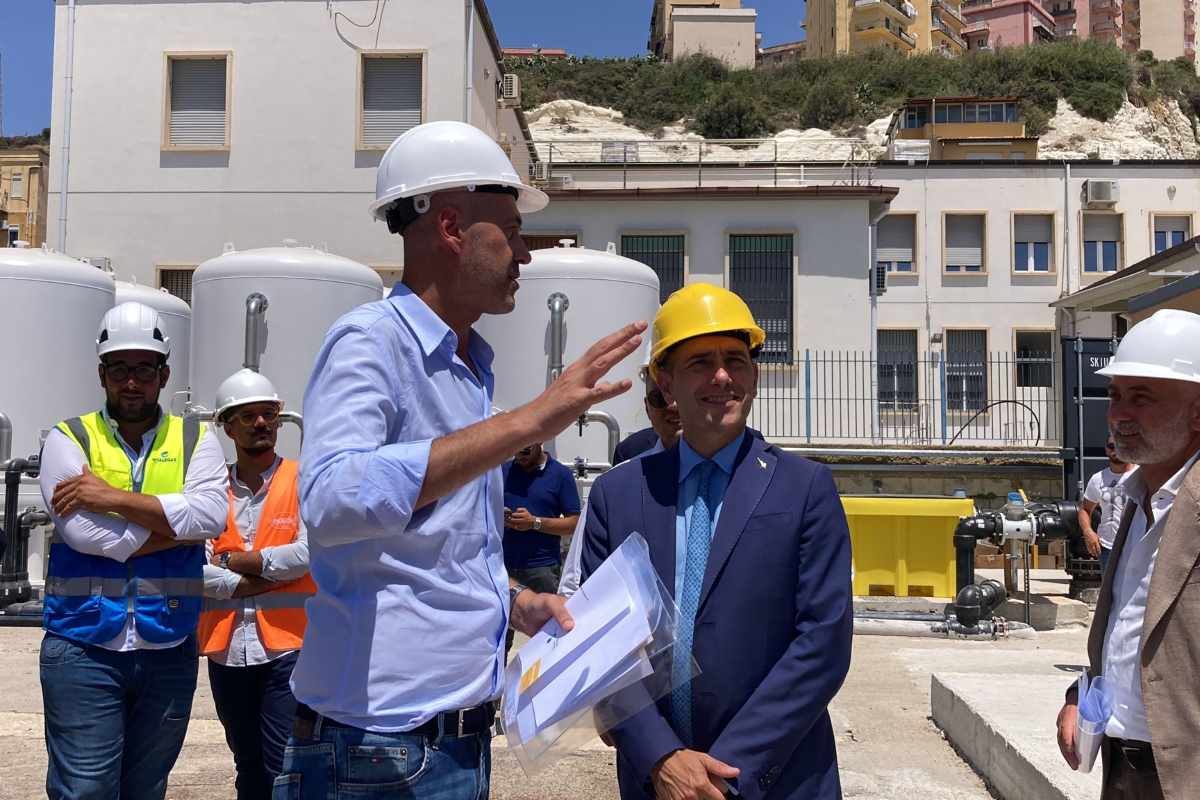 VIDEO | Crisi idrica, verso l’attivazione dei dissalatori. Morelli: “A Porto Empedocle un risultato storico”