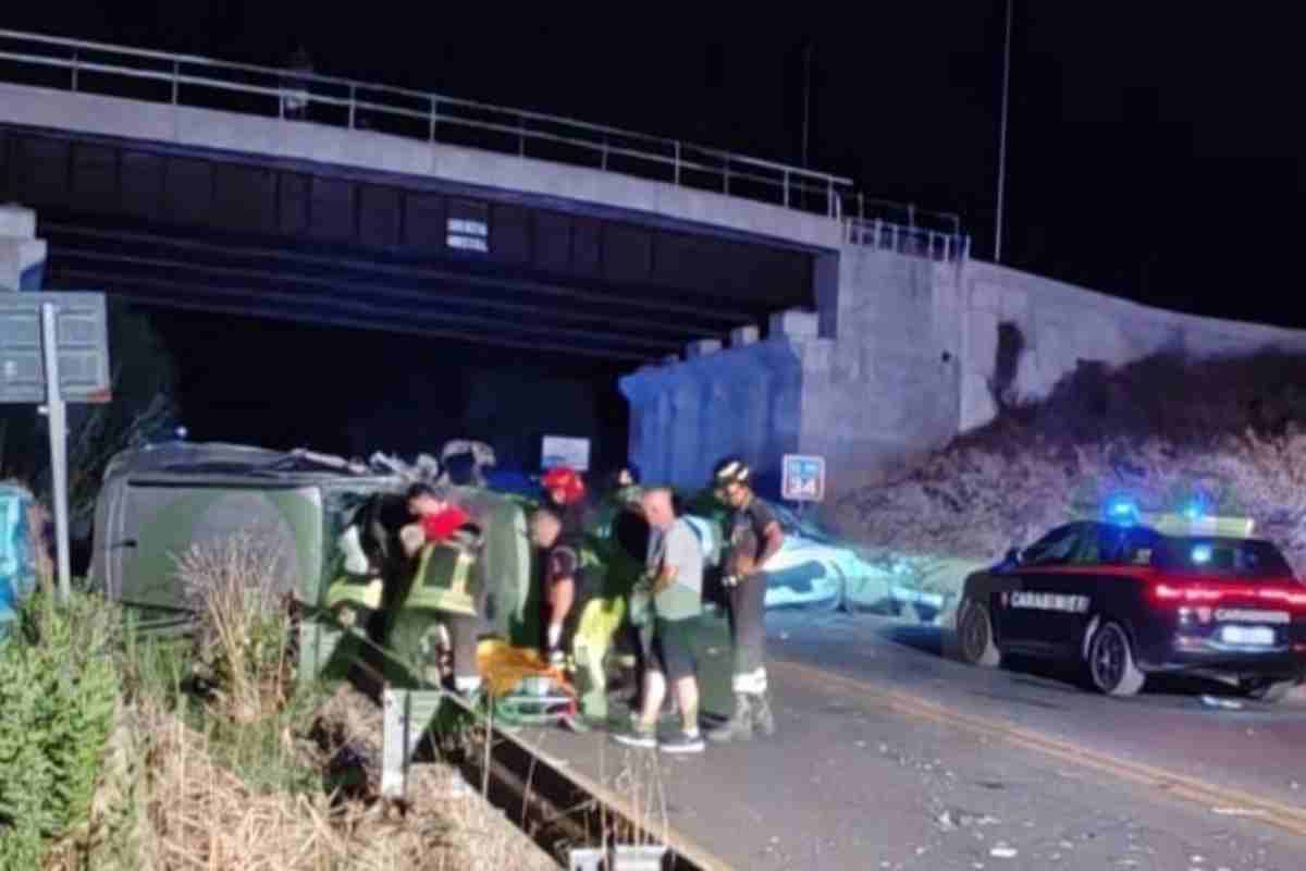 FOTO | Incidente tra tre auto nell’agrigentino: 6 feriti, gravi due bimbe