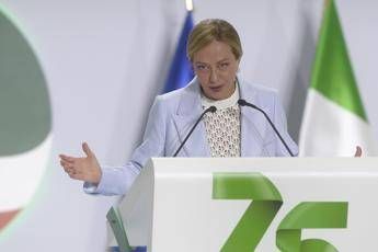 Meloni ‘taglia’ traguardo dei mille giorni: “Creati più di 1 milione di posti di lavoro, tornare a sognare”