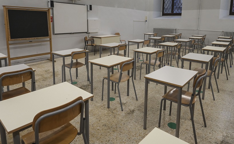 Diplomifici: la Sicilia da pecora nera a modello contro i “pezzi di carta” troppo spesso regalati