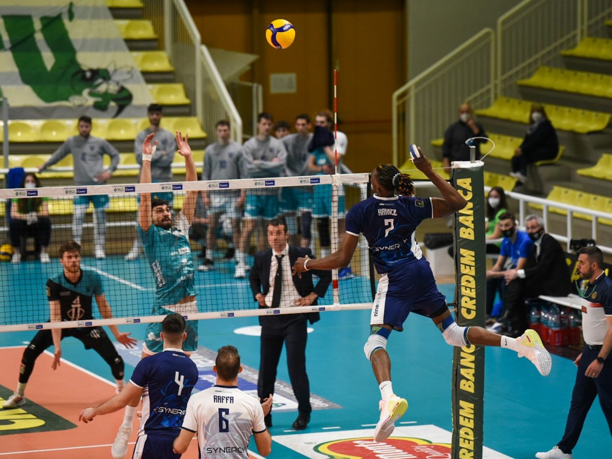 ARINZE KELVIN NWACHUKWU DALLA NIGERIA A CATANIA: UNA STORIA DI TALENTO, DETERMINAZIONE E RISCATTO