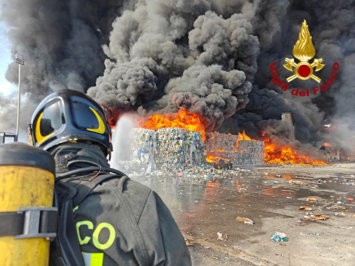 Gestione e prevenzione rischi negli impianti di rifiuti, CISAL Catania: “Serve tavolo tecnico”