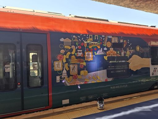 Treno Leonardo Express promuove candidatura Unesco cucina italiana