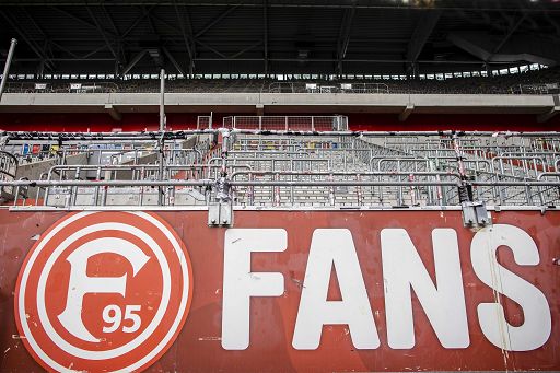 Calcio, Weissman estremista israeliano, niente Fortuna Dusseldorf
