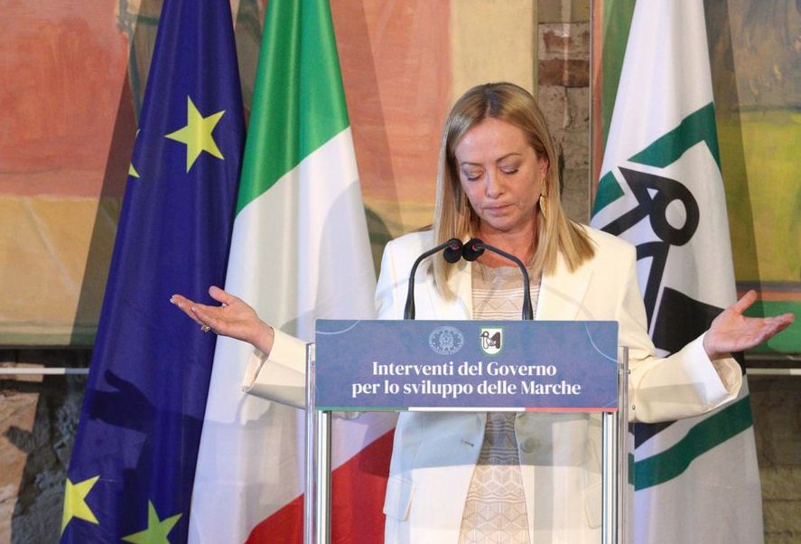 Meloni: AVS ci segnala all’Aja? Sinistra cerca soccorso esterno