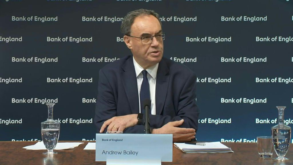 Gb, Boe decide con risicata maggioranza taglio dei tassi al 4%