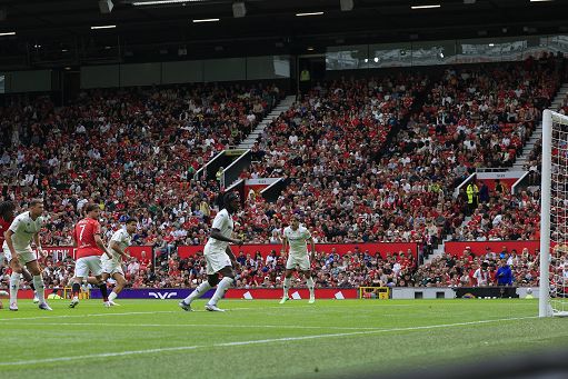 Calcio, Fiorentina sconfitta ai rigori dal Manchester Utd