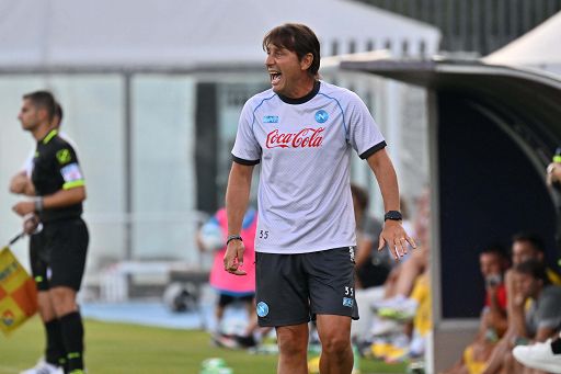 Calcio, Conte: “Dobbiamo rompere le scatole ogni anno” Calcio, Conte: “Dobbiamo rompere le scatole ogni anno”