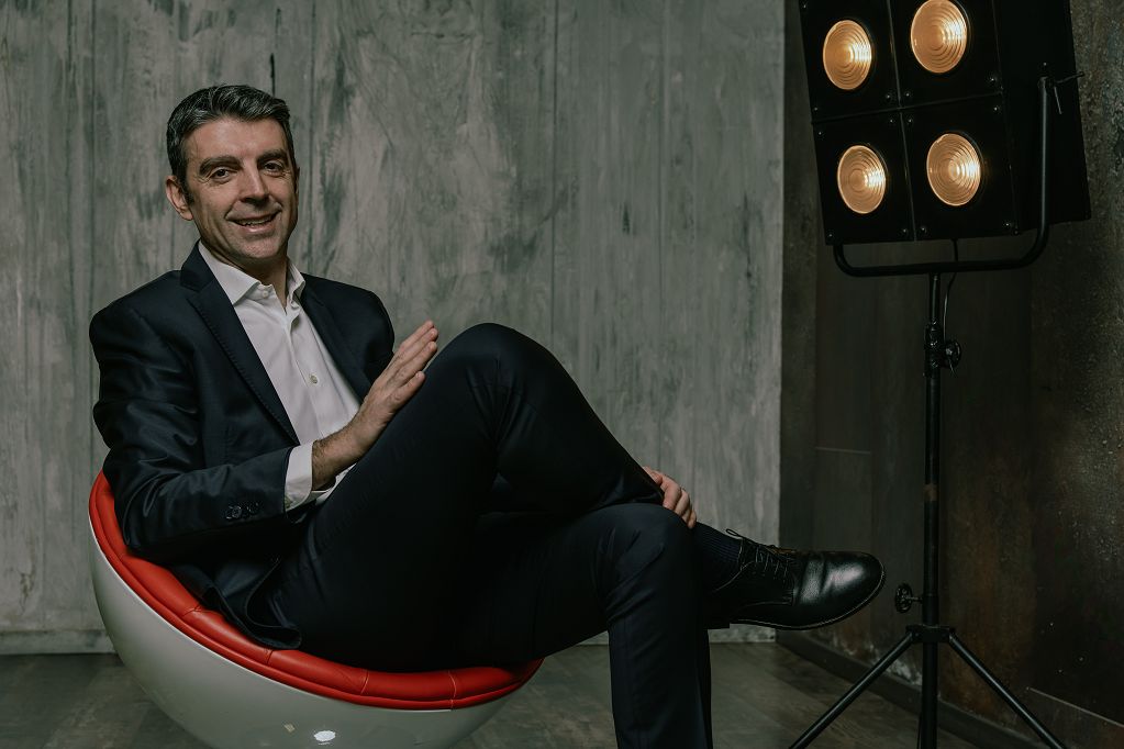 Nuove date per “Profilo Basso” il One Man Show di Federico Basso