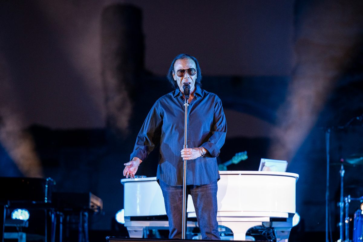 Venditti celebra i 40 anni di “Notte prima degli esami”, il tour arriva anche in Sicilia