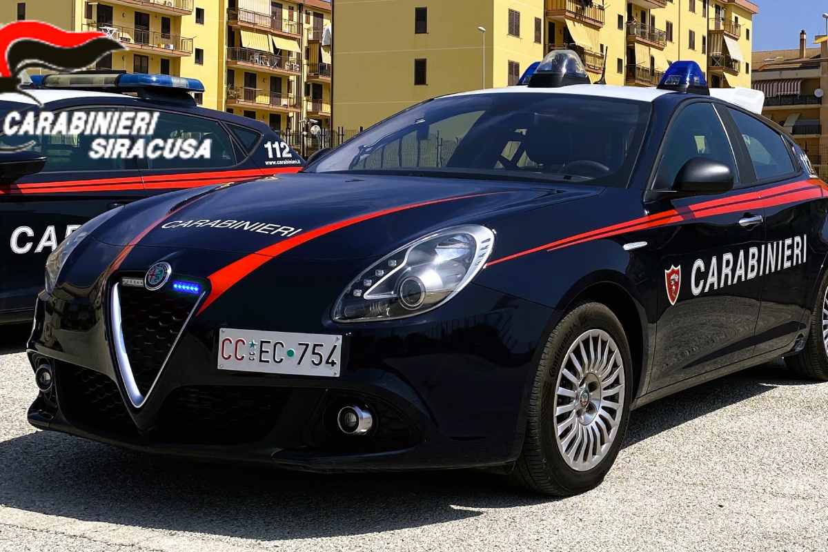 VIDEO | Floridia, estorsione e turbativa d’asta: i Carabinieri arrestano 4 persone