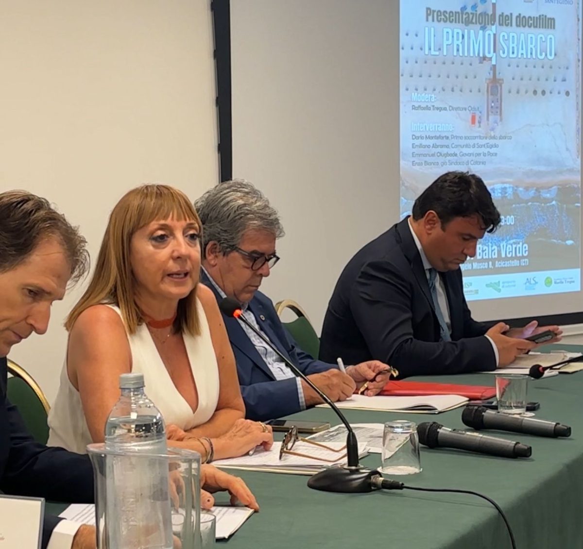 VIDEO | Ricordo, dolore e speranza: “Il primo sbarco” racconta l’immigrazione e l’accoglienza in Sicilia