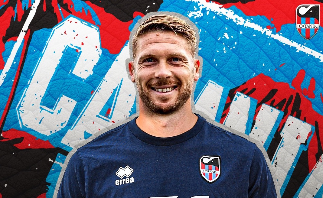 Il Catania ufficializza il colpo Caturano: per lui un contratto triennale