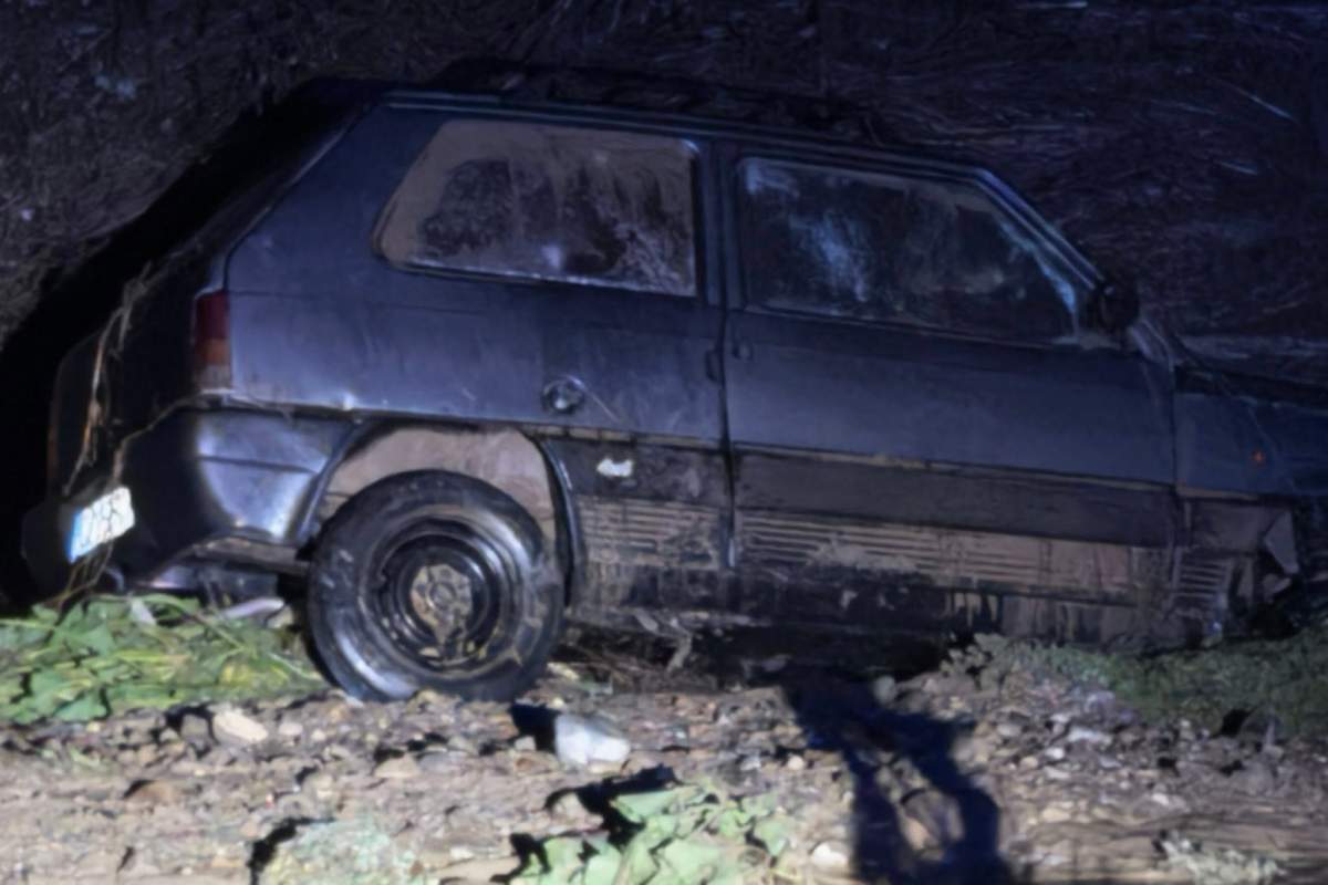 L’auto finita nel torrente Crisa in piena, la tragedia: trovato morto Matteo Ciurca