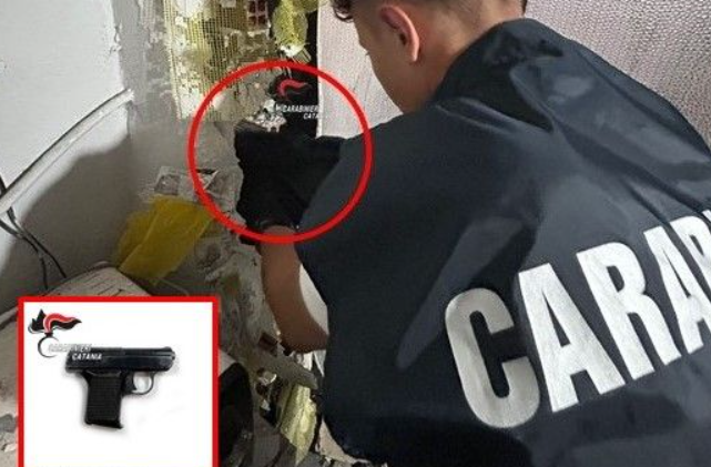 Catania, blitz a Librino: smantellata piazza di spaccio in un appartamento