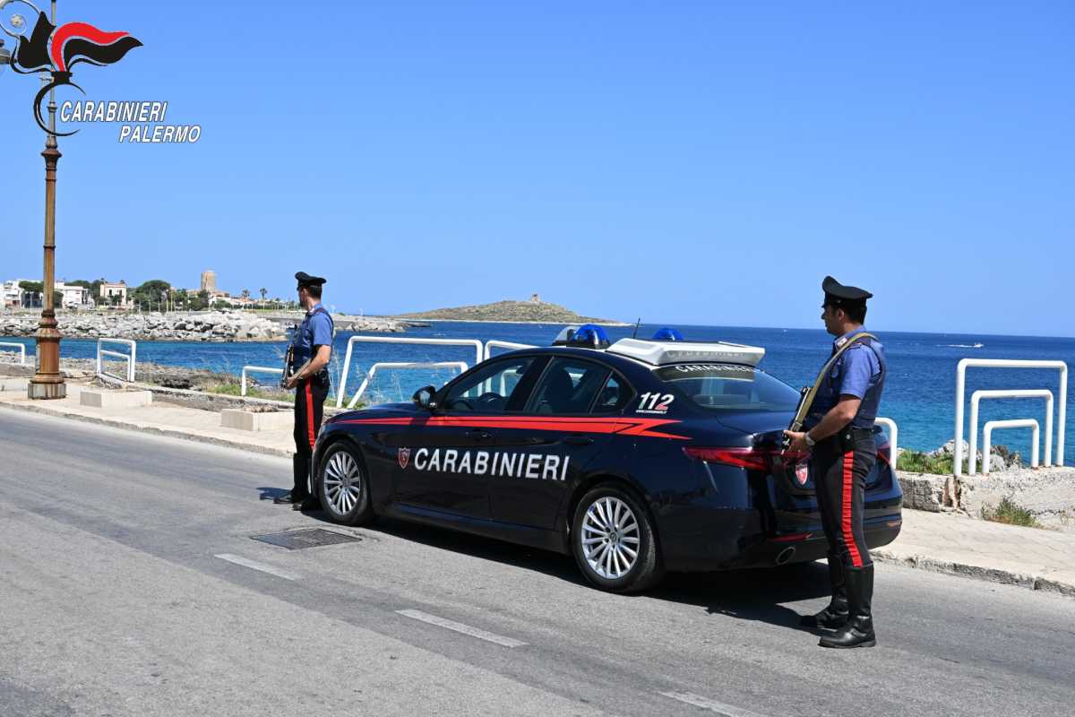 Paura a Isola delle Femmine, 75enne cade in casa e rimane bloccata: salvata dai Carabinieri