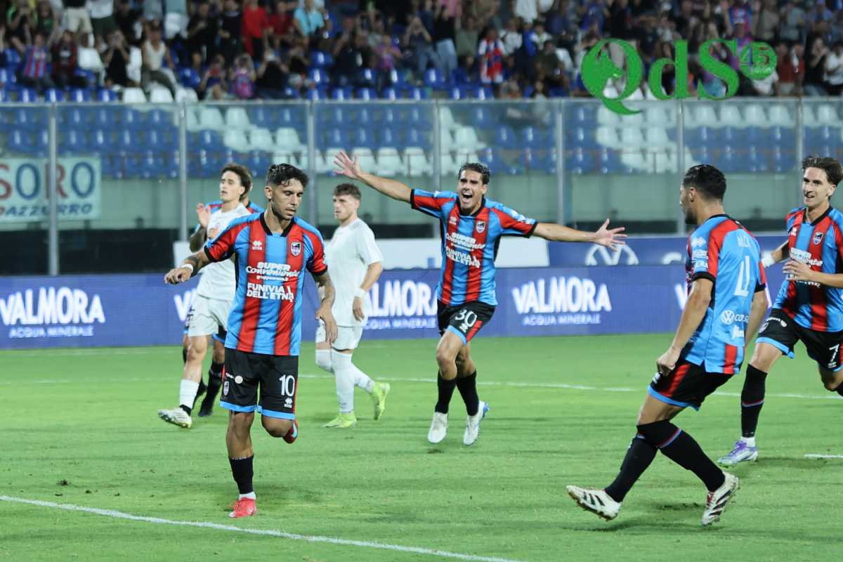 FOTO | Catania, esordio da urlo: 6-0 al Foggia davanti al proprio pubblico
