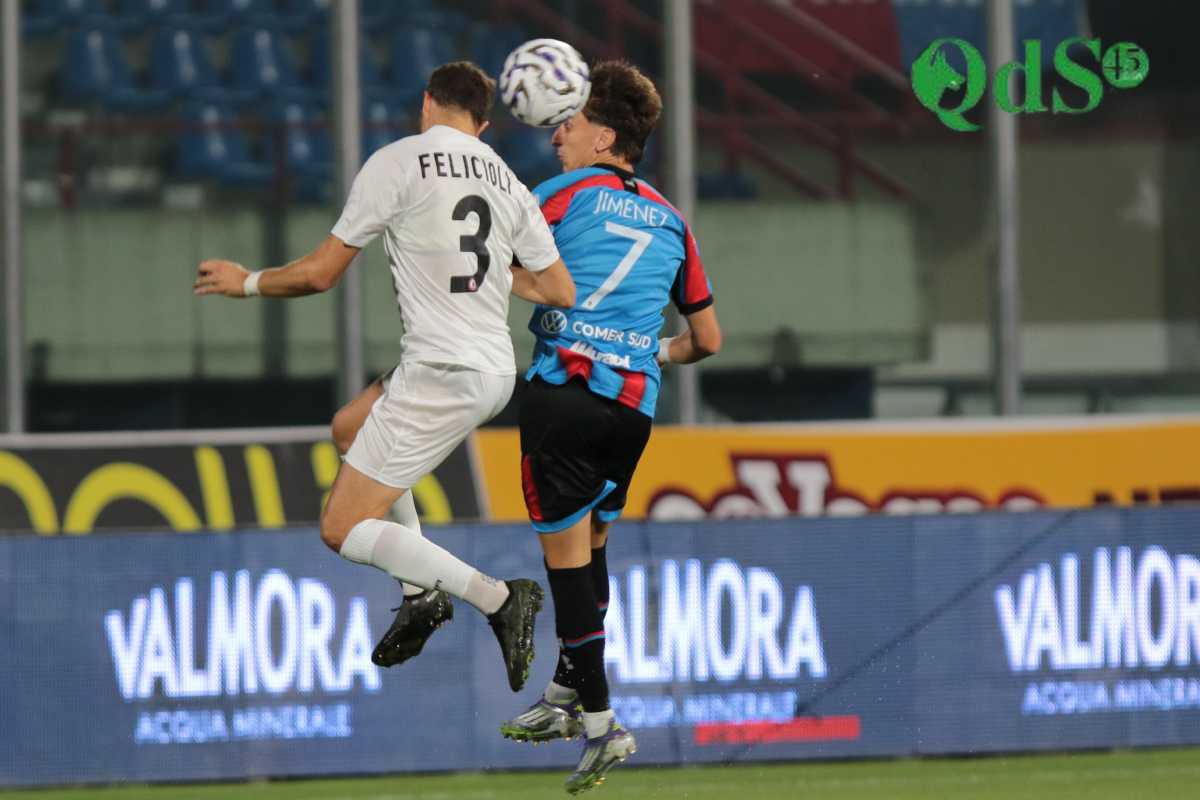 FOTO | Catania, esordio da urlo: 6-0 al Foggia davanti al proprio pubblico