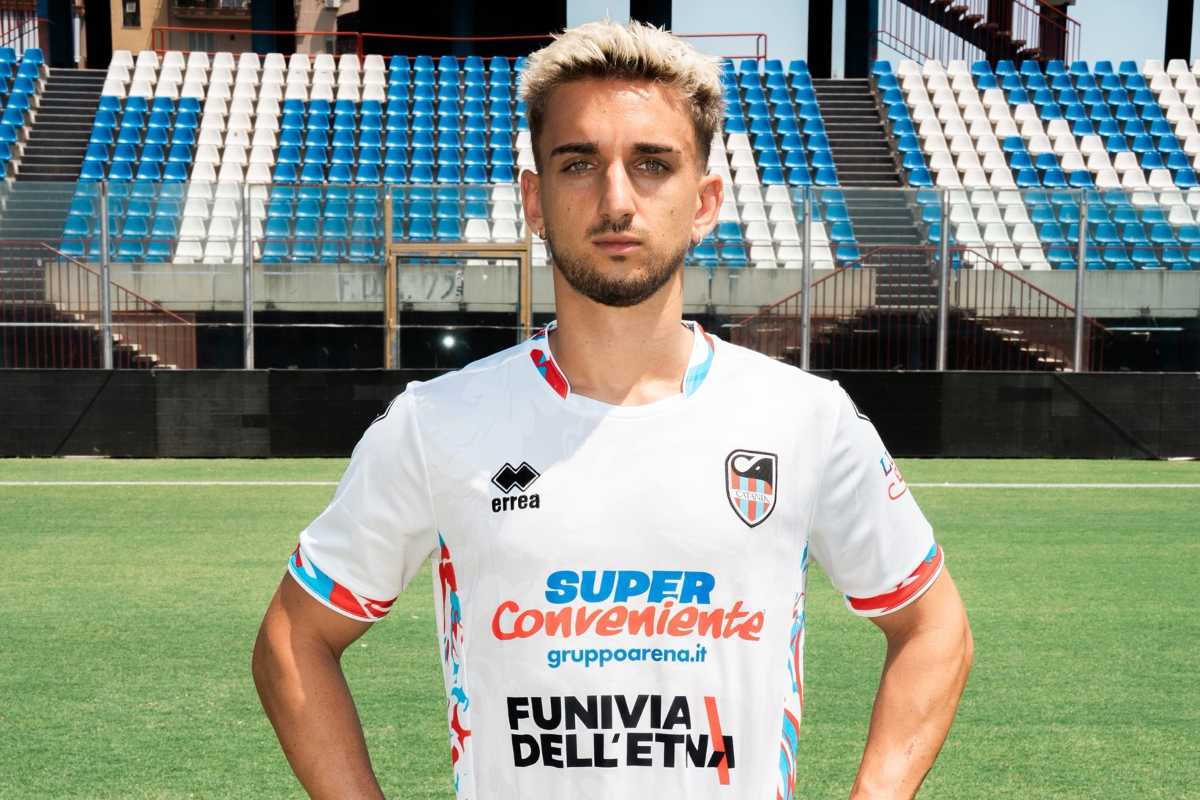 FOTO | Catania, ecco la seconda e la terza maglia per la stagione 2025/26
