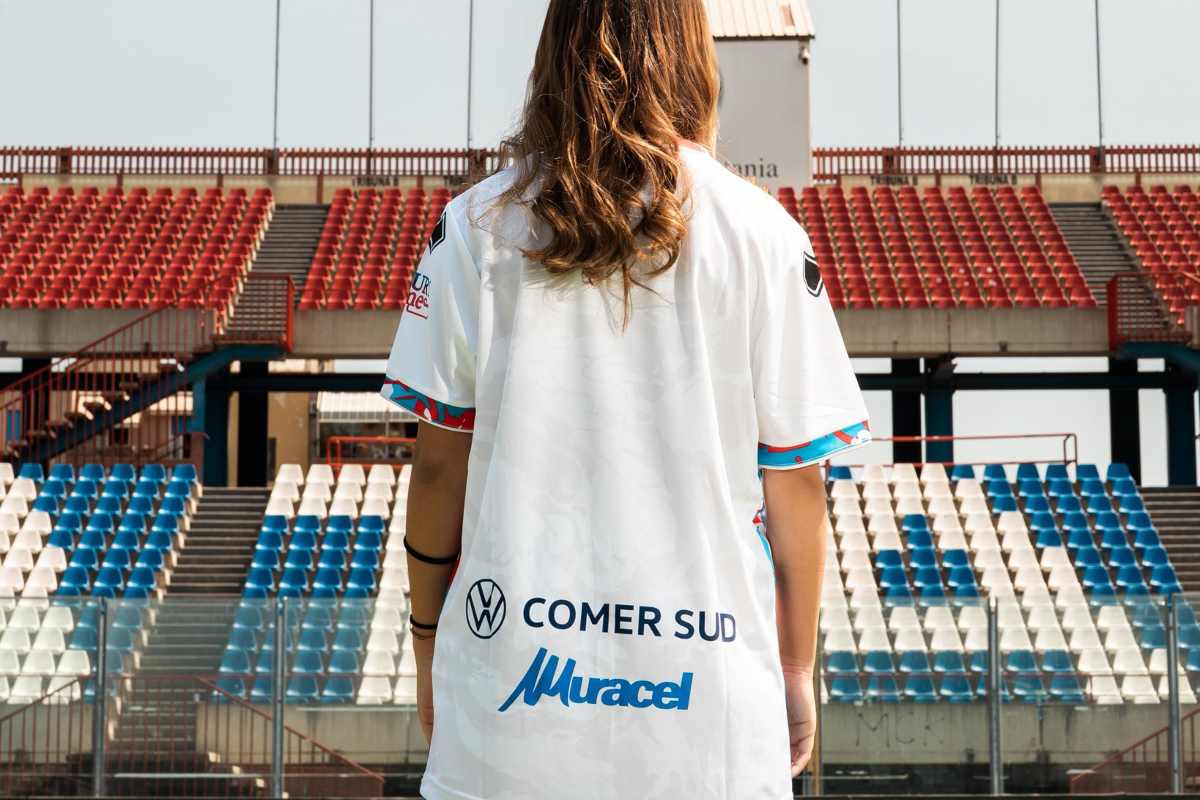 FOTO | Catania, ecco la seconda e la terza maglia per la stagione 2025/26