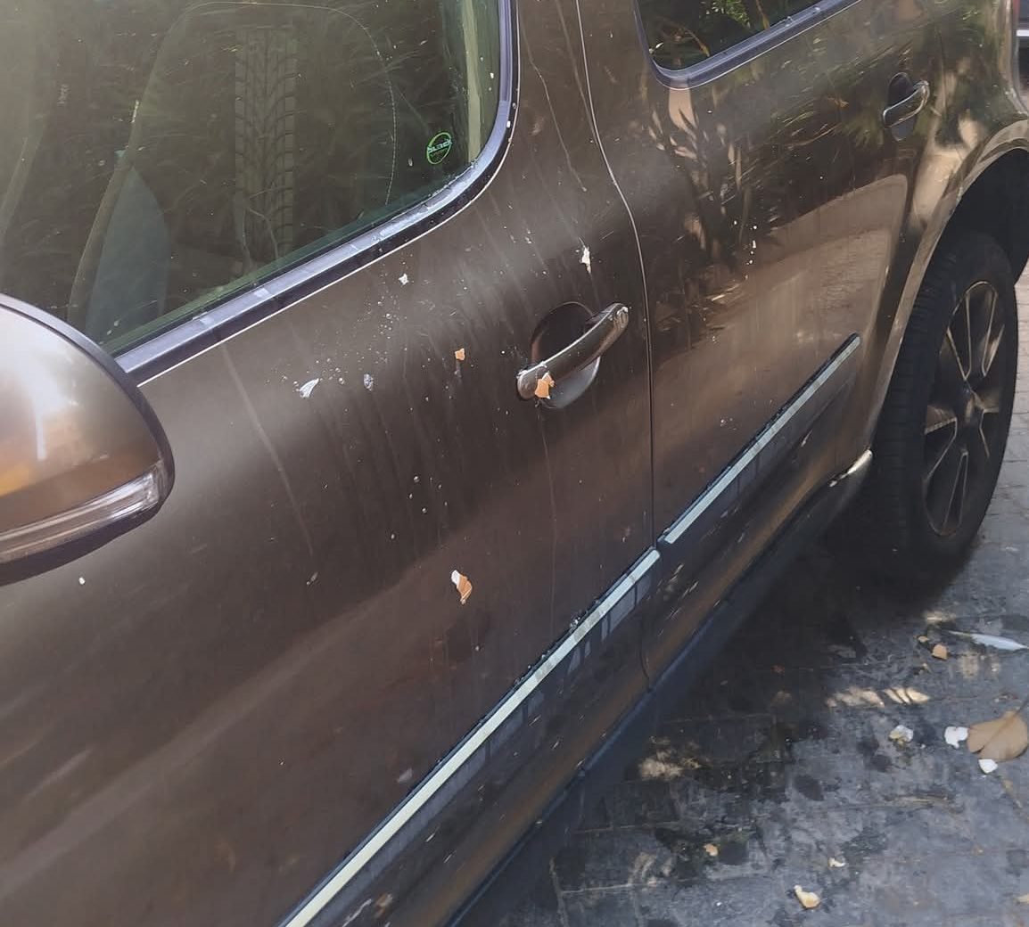 Auto bersagliata da uova all’Antico Corso: Arci Catania al fianco del Comitato Popolare Auto bersagliata da uova all’Antico Corso: Arci Catania al fianco del Comitato Popolare