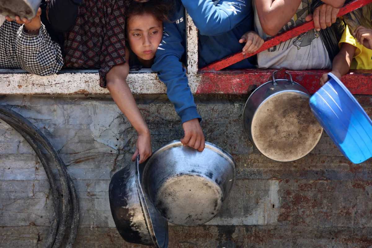 Gaza, una 20enne muore appena arriva in Italia: era gravemente malnutrita