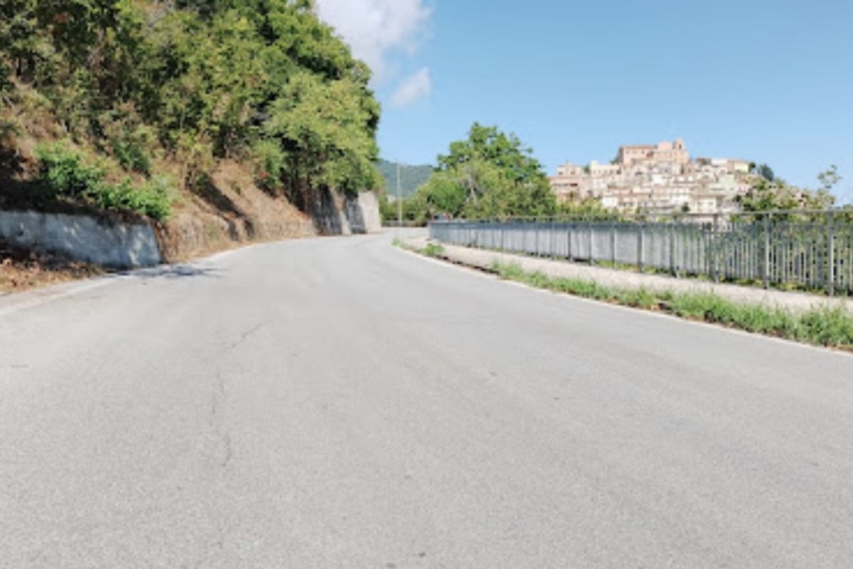 3,2 milioni per il consolidamento della periferia di Librizzi, Schifani: “In sicurezza centri urbani e arterie viarie”