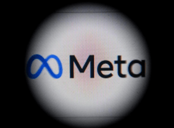 Meta rimuove gruppo Fb ‘Mia Moglie’: “Violate nostre policy”