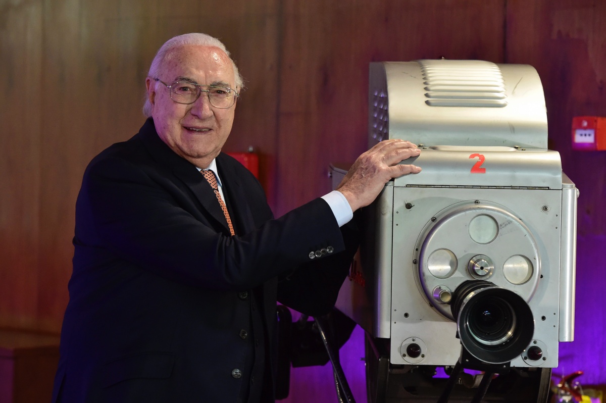 L’eredità di Baudo, Katia Ricciarelli contro l’assistente: “Assurdo abbia gli stessi soldi dei figli”