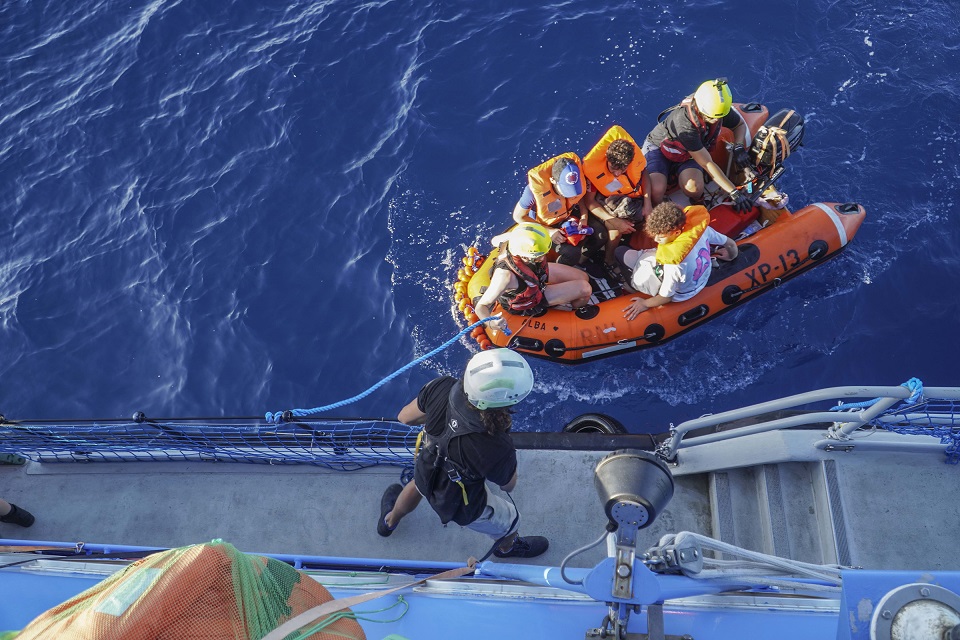 Passo indietro sull’arrivo di migranti irregolari. Sbarchi in aumento rispetto all’estate del 2024