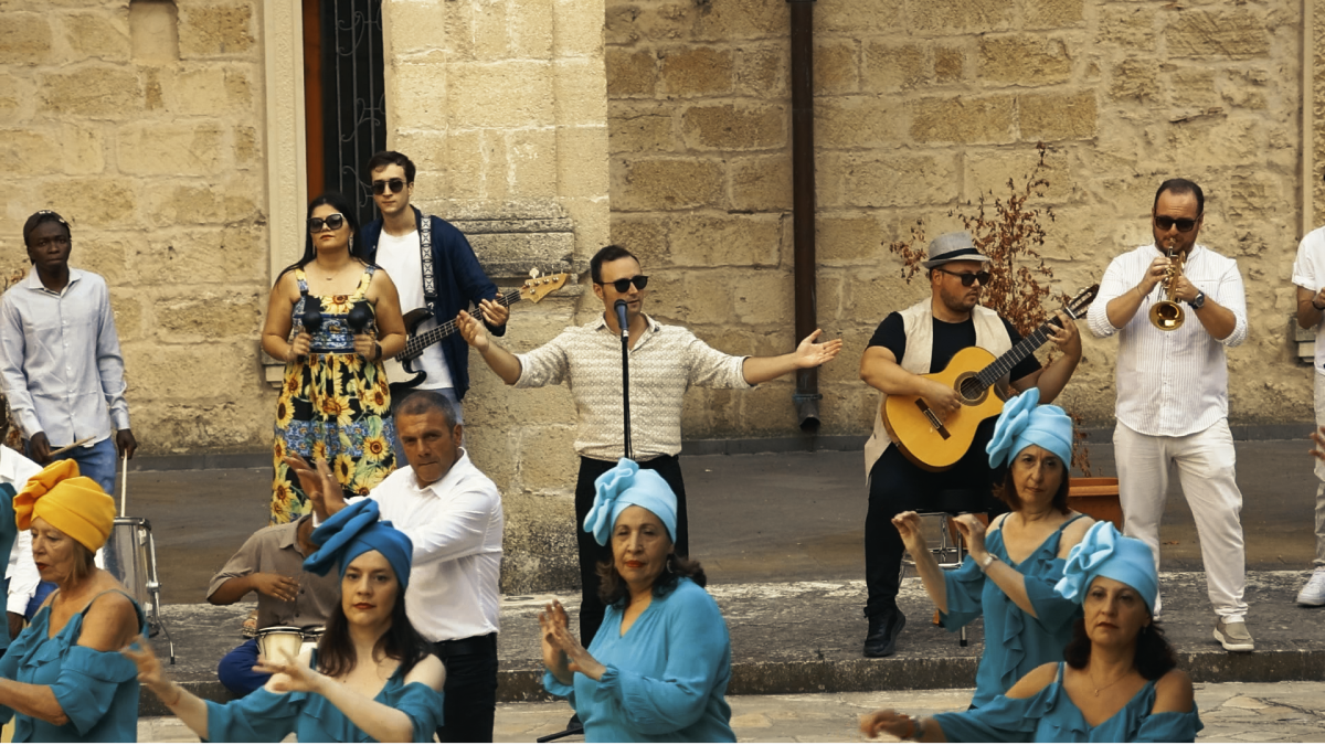 Verso il terzo album “ENJOY”: i Bellamorèa presentano “Aria”, nuovo singolo e videoclip musicale