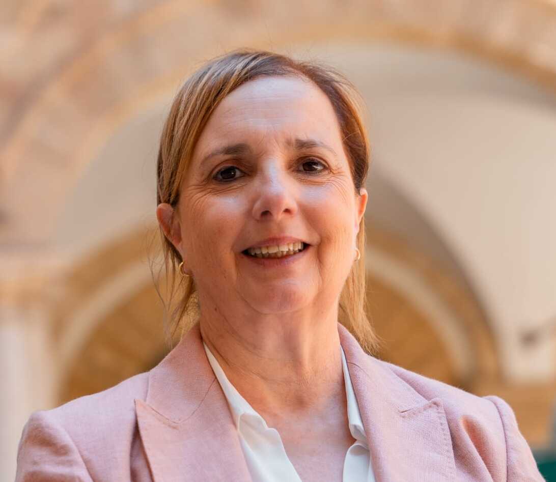 Adorno (M5S Ars): “Schifani spende in una notte quanto una famiglia siciliana in un mese di affitto”