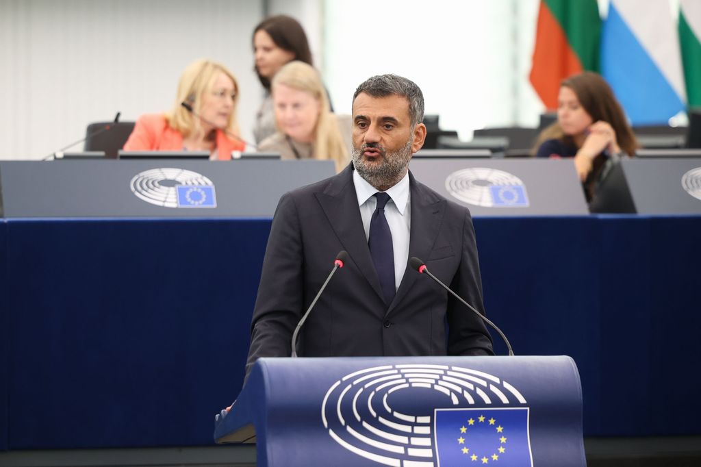 Puglia, Decaro: con ex presidenti in Consiglio non mi sentirei libero