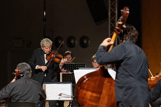 Uto Ughi in concerto con i Virtuosi Italiani a Ostia il 13 settembre
