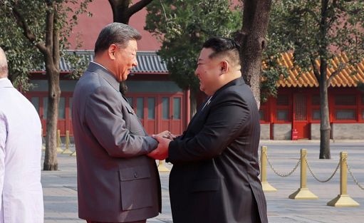 Xi e Kim superano la diffidenza reciproca: collaborazione strategica