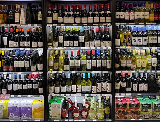 Iwsr: vino soffre mentre cresce consumo di Rtd (che in Italia non va)
