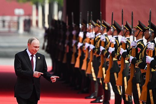 Putin premia il cantante russo Leps, già accusato dagli Usa di mafia