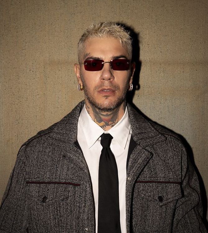 Emis Killa torna live a Milano con EM16!