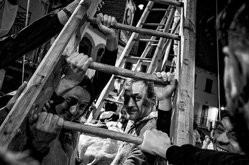 ”Legami Intangibili”, 28 paesaggi in festa nei reportage di 10 autori