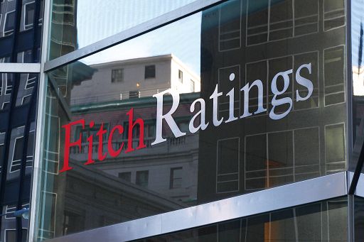 Fitch alza rating su Italia a “BBB+”