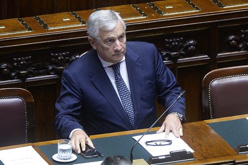 Tajani: linea politica estera chiara, la diamo Meloni ed io