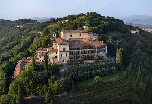 Vini d’Abbazia: il 4 ottobre convegno su cultura vino e identità territori