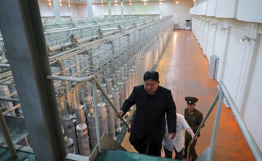Seoul: Kim Jong Un ha 2.000 kg di uranio arricchito
