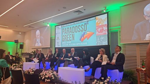 A Napoli Forum Internazionale Polieco sull’economia dei rifiuti