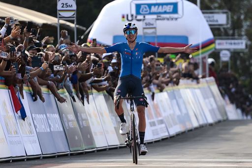 Ciclismo, Lorenzo Finn campione del mondo su strada U23